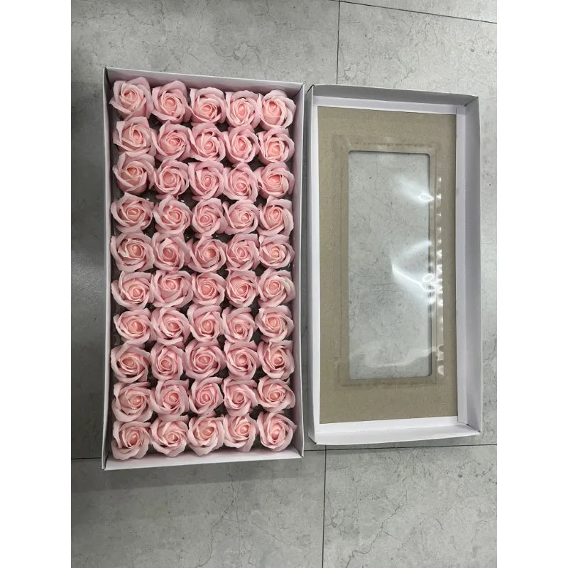 50 Seifenrosen (5 cm) – duftige Deko zum Basteln, Streuen & Verschenken