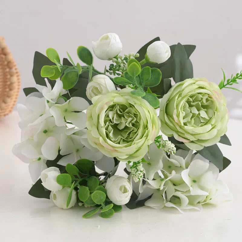 Pfingstrosen-Kranz aus Seide – elegante Deko mit romantischem Flair