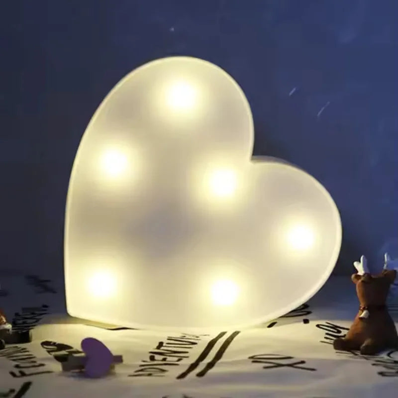 Herz & „Liebe“ LED-Lampe – romantisches Nachtlicht in Rot, Rosa oder Weiß